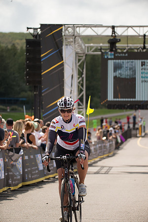 FINISH LINE CROSSING --3134