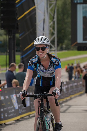 FINISH LINE CROSSING --4202