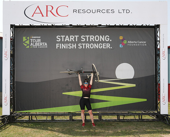 HERO WALL - POWERED BY ARC-871