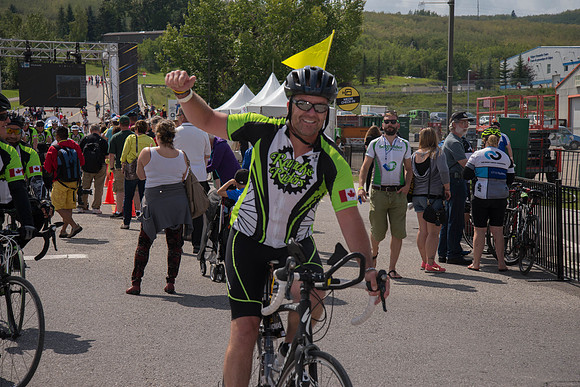 FINISH LINE CROSSING --0403