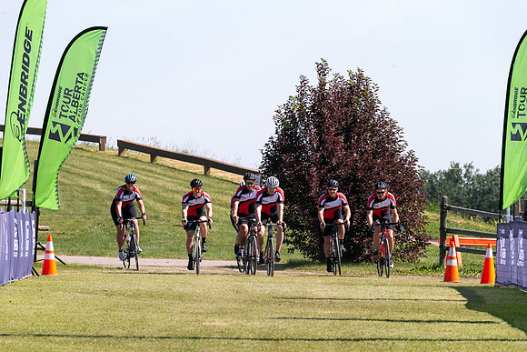 FL - TOUR ALBERTA FOR CANCER-121