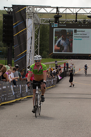FINISH LINE CROSSING --3235