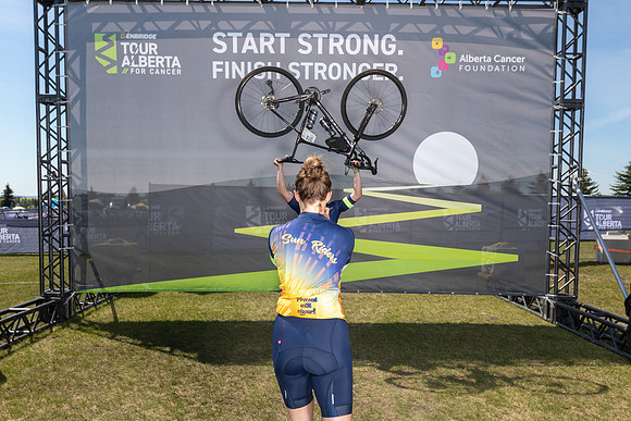 HW - TOUR ALBERTA FOR CANCER-805