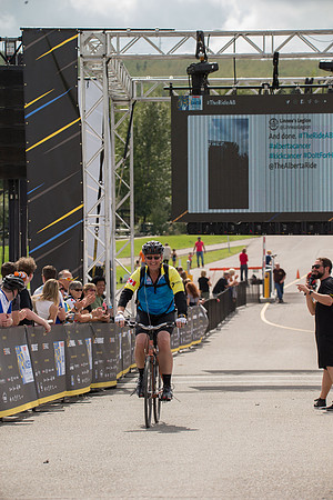 FINISH LINE CROSSING --4736