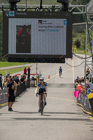 FINISH LINE CROSSING --4194