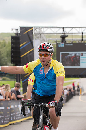 FINISH LINE CROSSING --4468