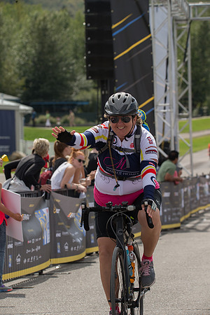 FINISH LINE CROSSING --4286