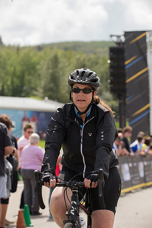 FINISH LINE CROSSING --4710