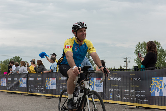 DAY 1- TheRideAB- h-8666