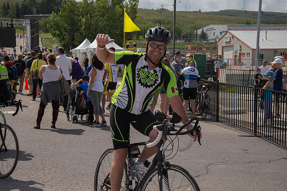 FINISH LINE CROSSING --0404