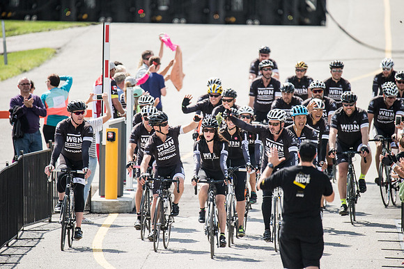 FINISH LINE CROSSING --2526