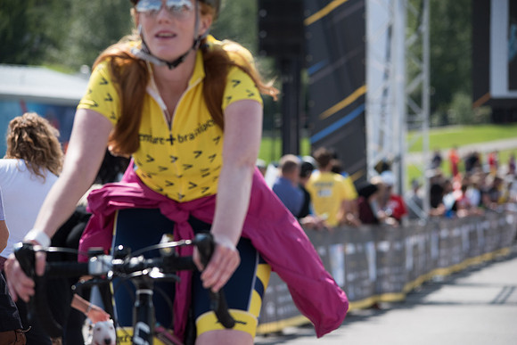 FINISH LINE CROSSING --3381