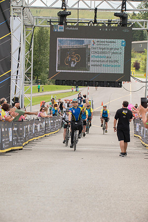 FINISH LINE CROSSING --4862