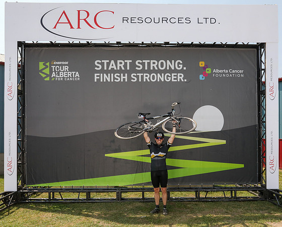 HERO WALL - POWERED BY ARC-843