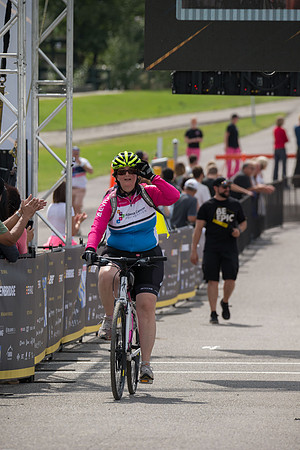 FINISH LINE CROSSING --4003