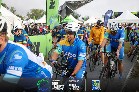 2-RIDERS LEAVING OC-1621