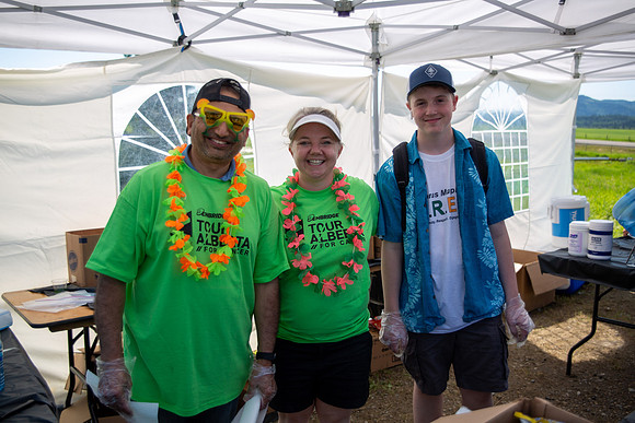 2-VOLUNTEERS-22