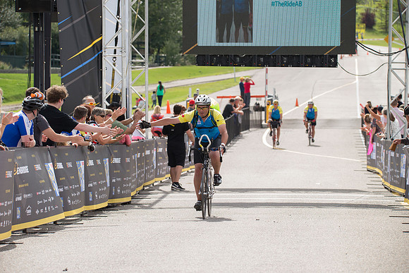 FINISH LINE CROSSING --4617