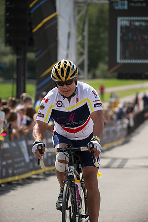 FINISH LINE CROSSING --2791