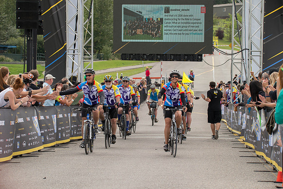 FINISH LINE CROSSING --4556