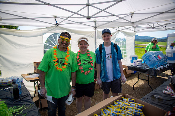 2-VOLUNTEERS-21