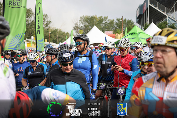 2-RIDERS LEAVING OC-476-2