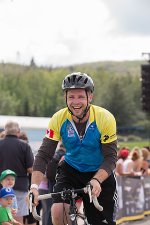 FINISH LINE CROSSING --4506