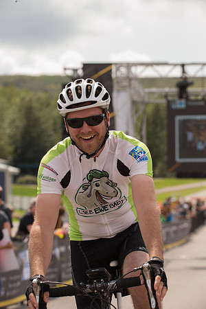 FINISH LINE CROSSING --4059