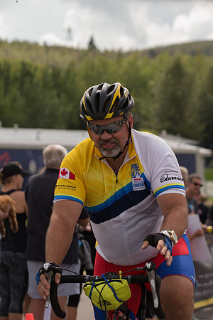 FINISH LINE CROSSING --4093