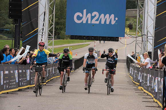 FINISH LINE CROSSING --1128