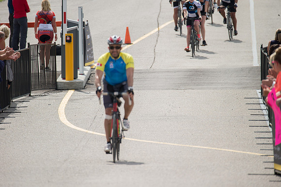 FINISH LINE CROSSING --4669