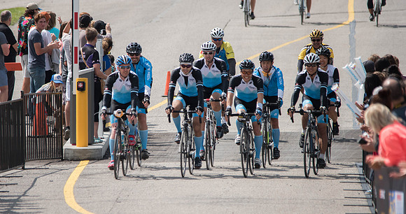 FINISH LINE CROSSING --2321