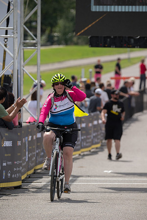 FINISH LINE CROSSING --4006