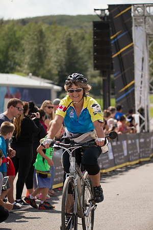FINISH LINE CROSSING --2821