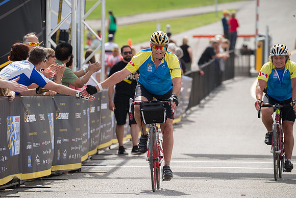 FINISH LINE CROSSING --4647