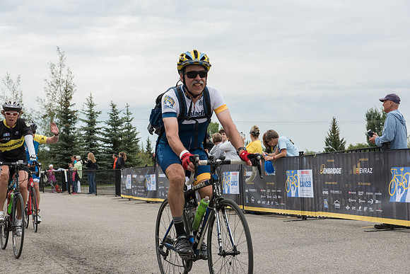 DAY 1- TheRideAB- h-8650
