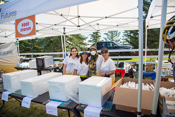 2-VOLUNTEERS-M-4