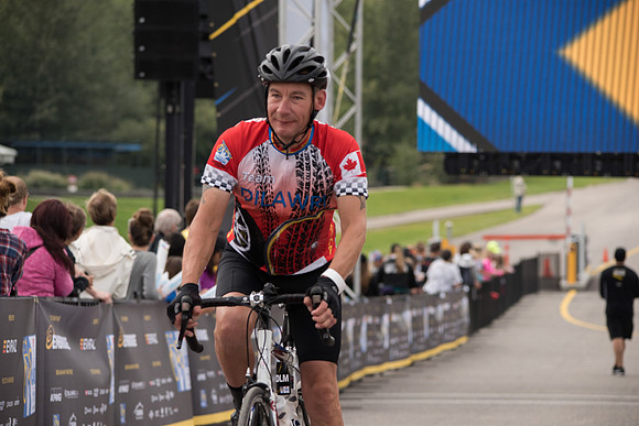 FINISH LINE CROSSING --1727